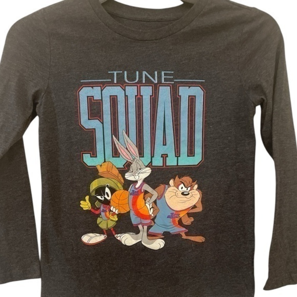 Boys Looney Tune Squad long sleeved team tee shirt in size 8